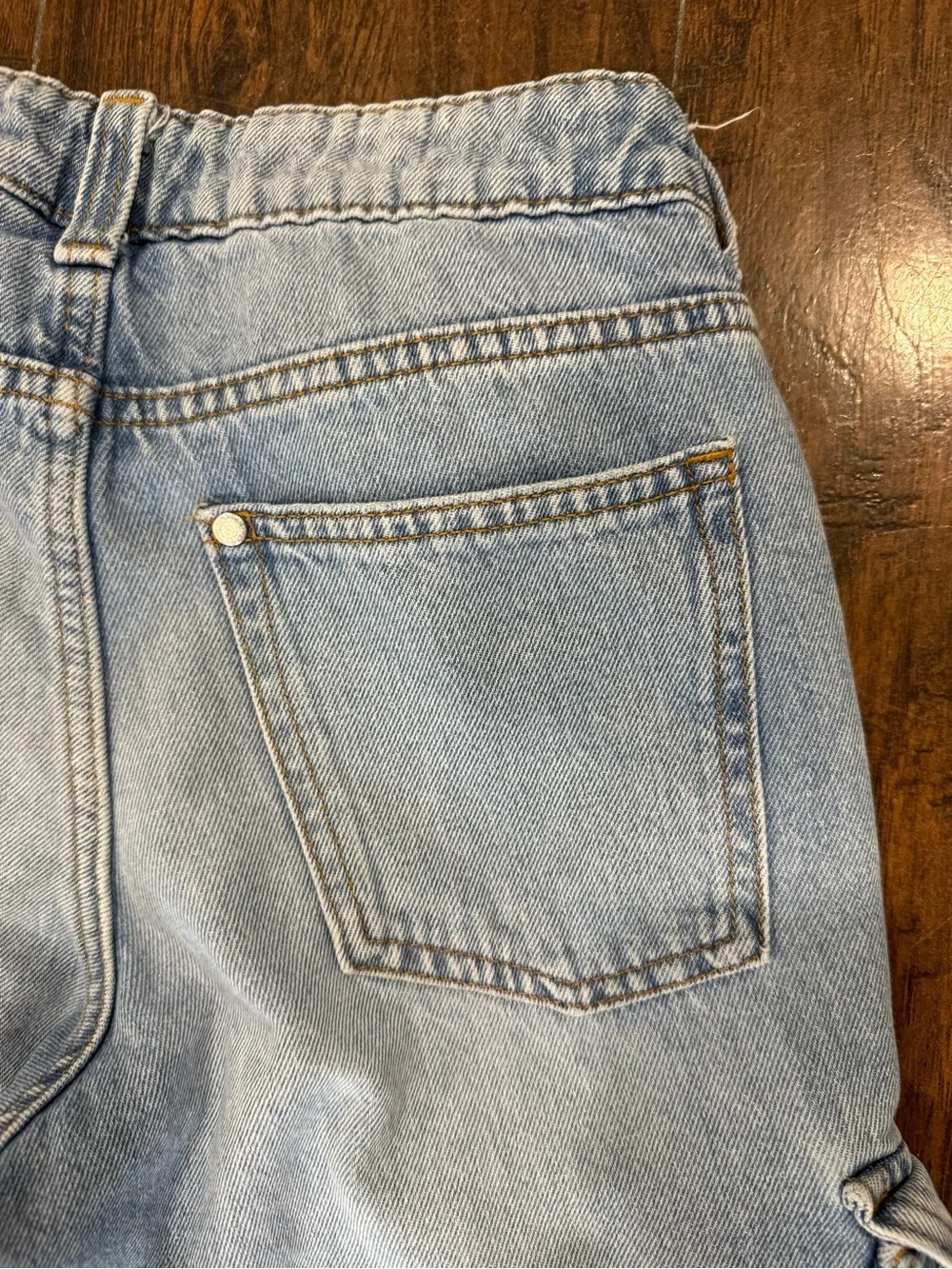H&M Boys Loose Fit Cargo Jeans, 10-11Y, US 12, Light Wash, Baggy Denim